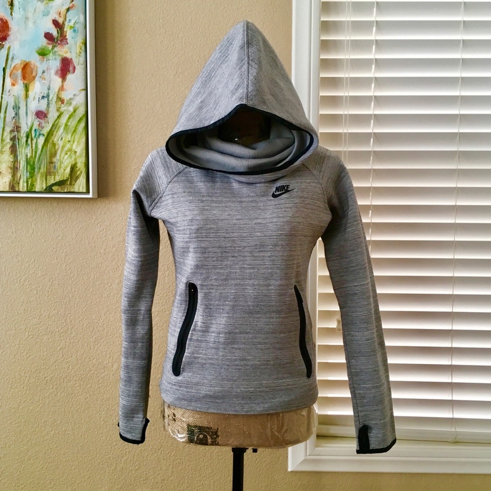 Nike Sweatshirt Funnel Neck Pullover Gray. NWOT
